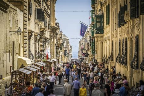 marketplace valletta.